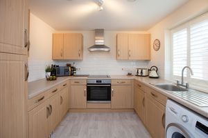 Kitchen- click for photo gallery